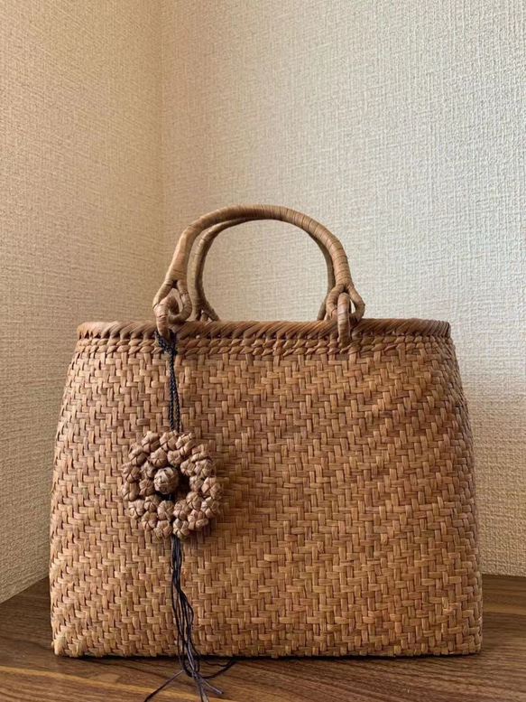 山葡萄　手作り　籠バッグ　網代編み　細ひご 山葡萄 山葡萄籠バッグ 手作り 山葡萄かごバッグ 網代編み 細ひご 内布