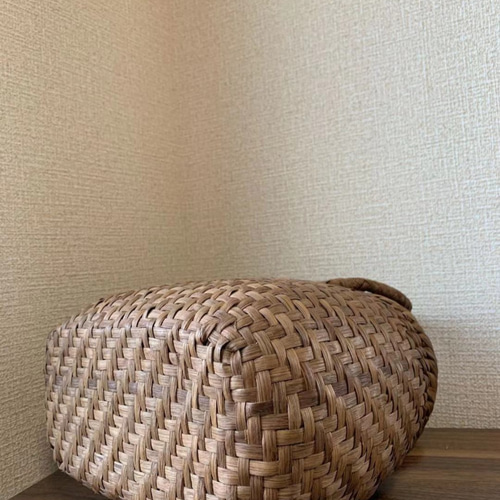 山葡萄 かごバッグ 手作り 網代編み 籠 手提げ 内布あり 山葡萄 手作り 籠バッグ 網代編み 内布あり (約)幅31×本体高さ24