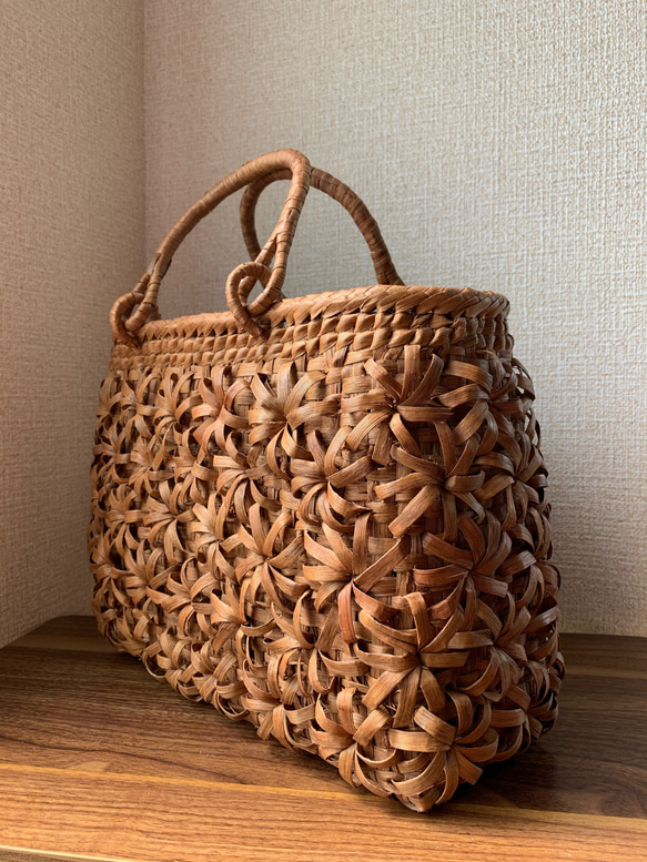 山葡萄 手作り 山葡萄かごバッグ 立体花 山葡萄籠バッグ 内布あり 