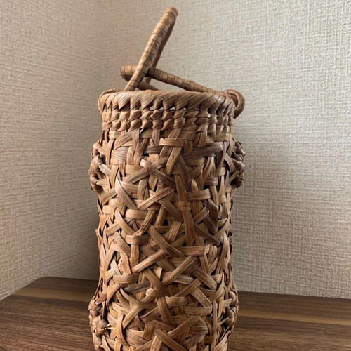 山葡萄　山葡萄かごバッグ　手作り　山葡萄籠バッグ　花編み　籠バッグ 国産山葡萄 山葡萄かごバッグ 手作り 山葡萄籠バッグ 太ひご