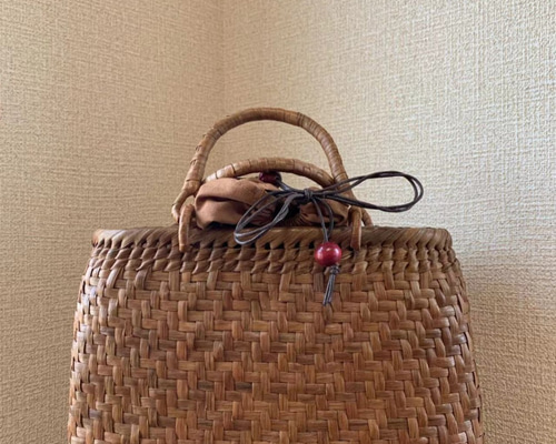 山葡萄　山葡萄籠バッグ　手編み　山葡萄かごバッグ　網代編み　内布あり 山葡萄 山葡萄かごバッグ 手作り 山葡萄籠バッグ 網代編み 内布あり