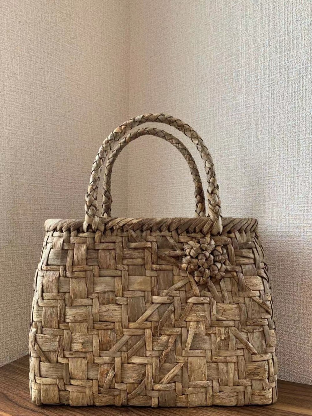 胡桃皮籠バッグ 胡桃表皮 裏皮くるみ籠バッグ 内布あり美品