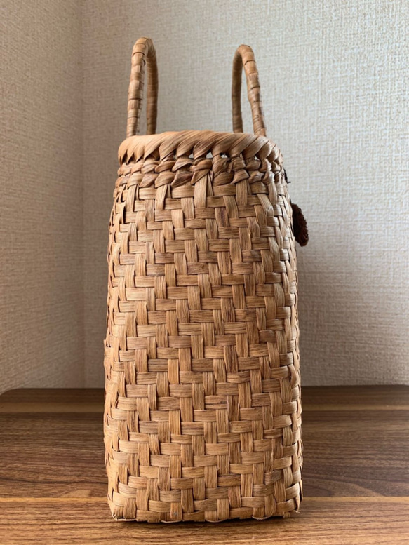 山葡萄　山葡萄籠バッグ　手作り　山葡萄かごバッグ　網代編み　内布あり 