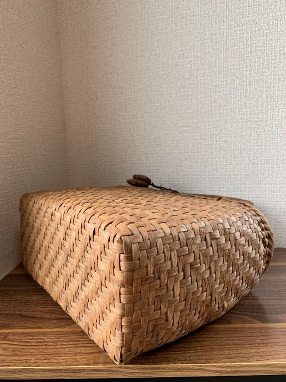 山葡萄　山葡萄籠バッグ　手作り　山葡萄かごバッグ　網代編み　内布あり 