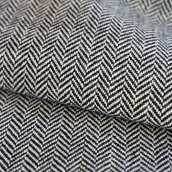 タスマニアラムウール 手織りマフラー　ヘリンボーン　ブラック×ホワイト【送料無料】 7枚目の画像