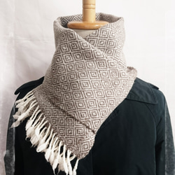 ＬＩＮＥＮ　ＧＩＲＬの手織り　タスマニアラムウール　バーズアイブラウン×ホワイト 3枚目の画像