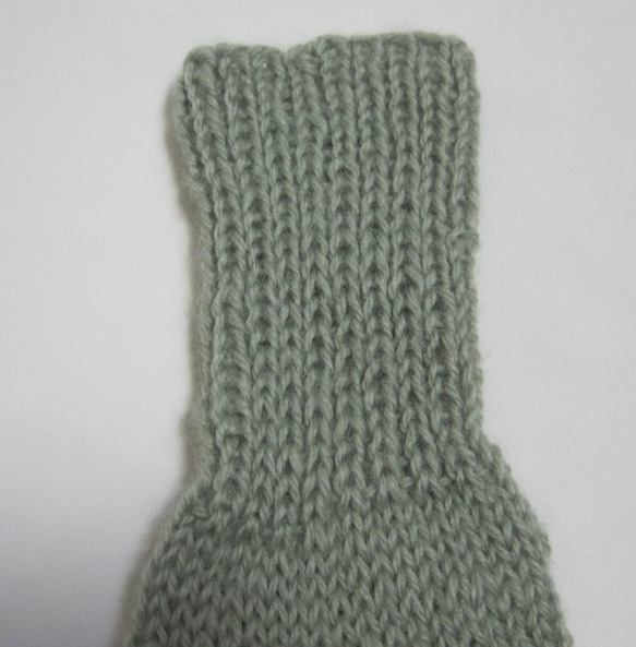 靴下　ウール100％手編みなのに安価  大人用Ｋ432 3枚目の画像