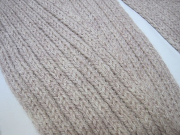 ウール100％　長～いマフラー♪手編みＣ022　やっぱりウールは肌触りが良く暖かい！ 5枚目の画像