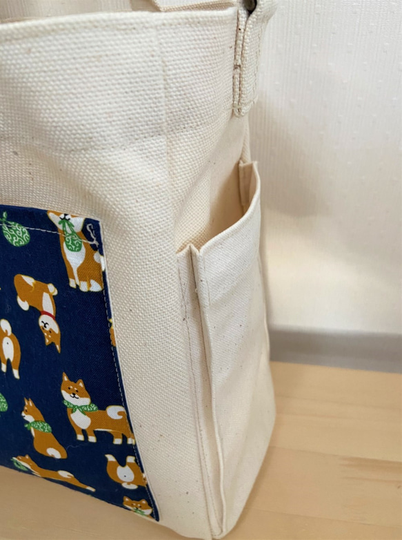 ポケットが充実！２ｗａｙで使える”柴犬”お散歩Bag” 2枚目の画像