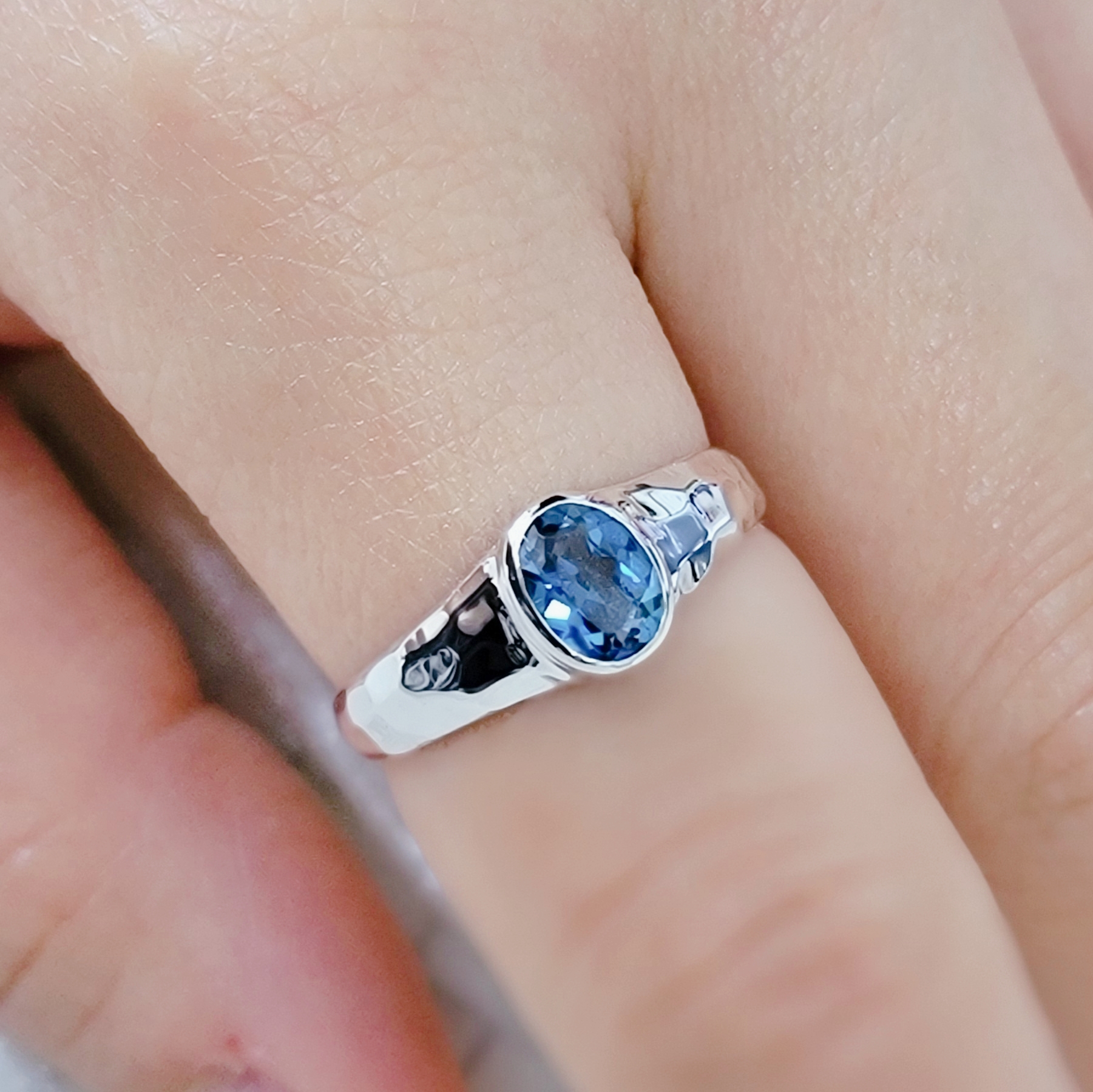 [天然石]ロンドンブルートパーズ♡デコボコシルバーリングH143R