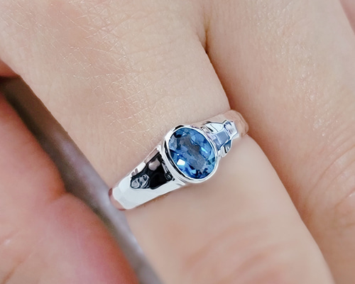 天然石]ロンドンブルートパーズ♡デコボコシルバーリングH143R 指輪