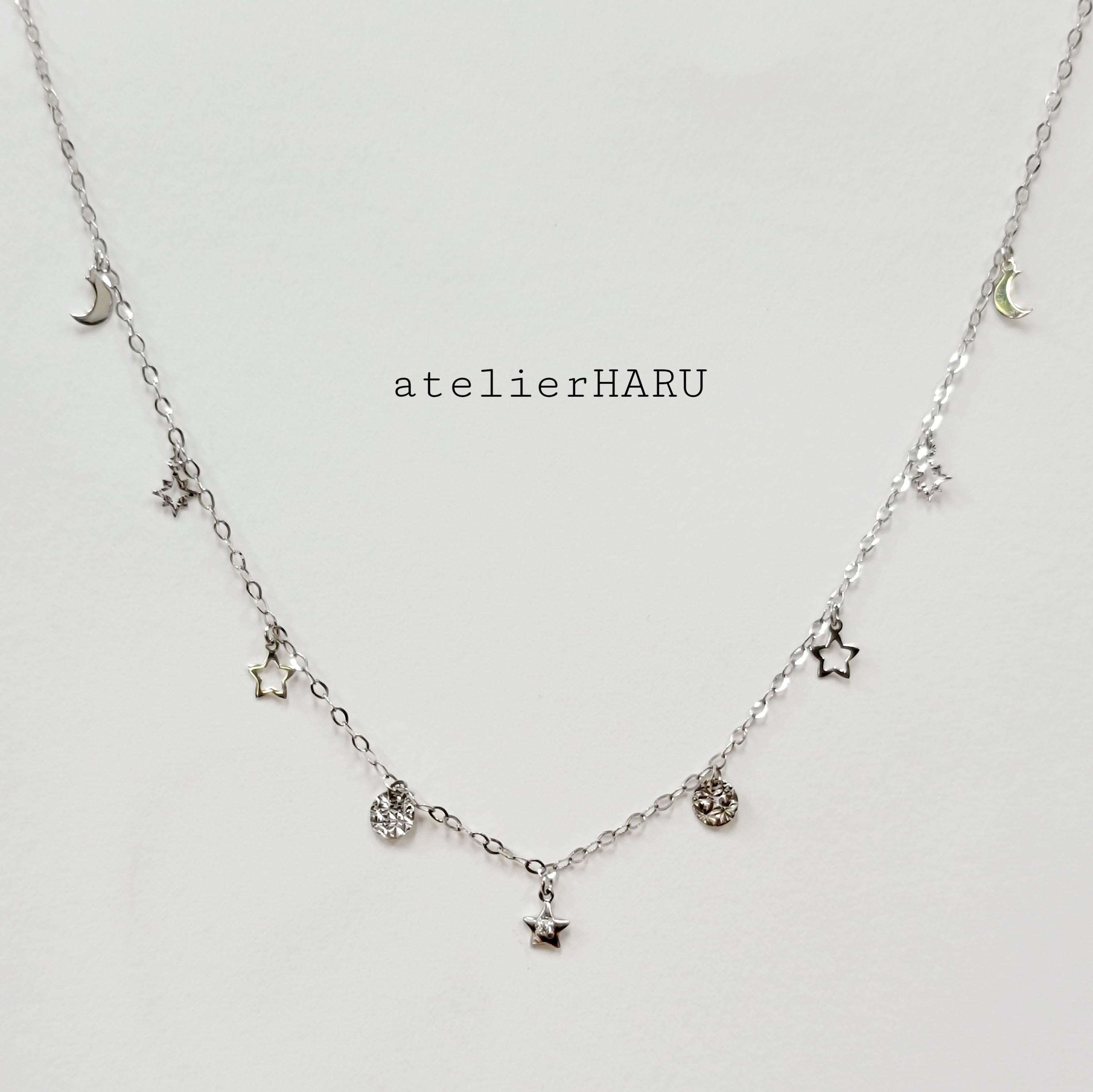 星＊月️＊キラキラ＊シルバーネックレス