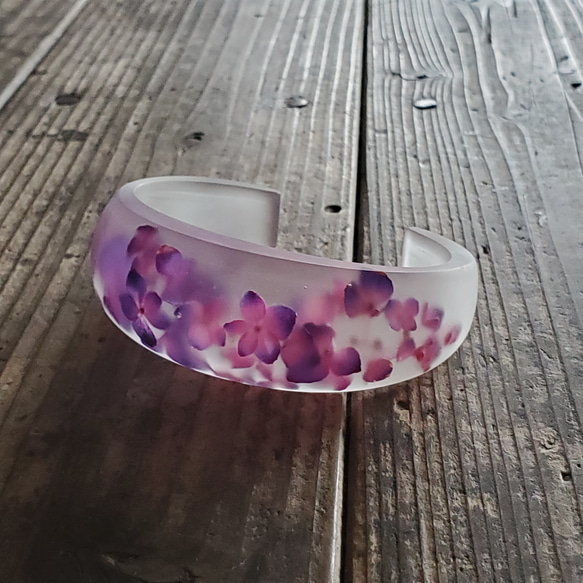 花舞う氷   　amethyst　紫陽花 －磨りガラス風バングル－ 6枚目の画像