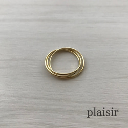 K10 3連 トリニティ リング 指輪・リング plaisir 通販 8785081