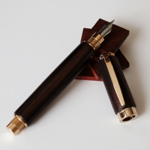 木製 万年筆(磁石式キャップ)【黒檀（コクタン）】 ペン・筆記