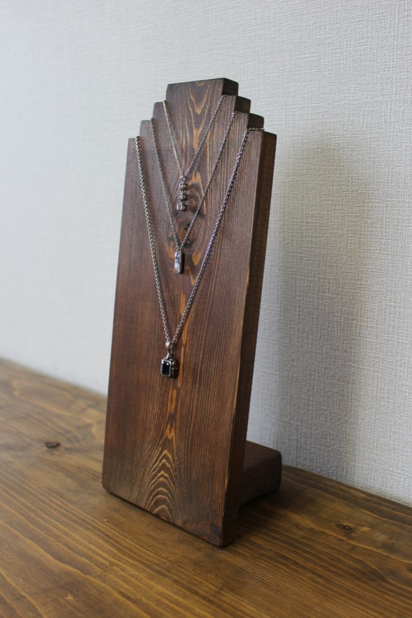 上品』を引き立たせる アクセサリースタンド ネックレス ディスプレイ