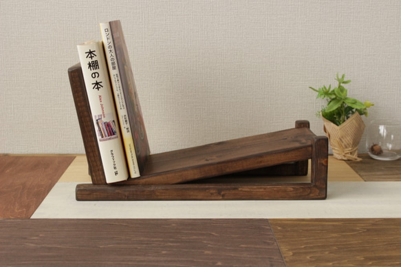 ブックスタンド（ダークブラウン）CDラック　アンティーク調 2枚目の画像