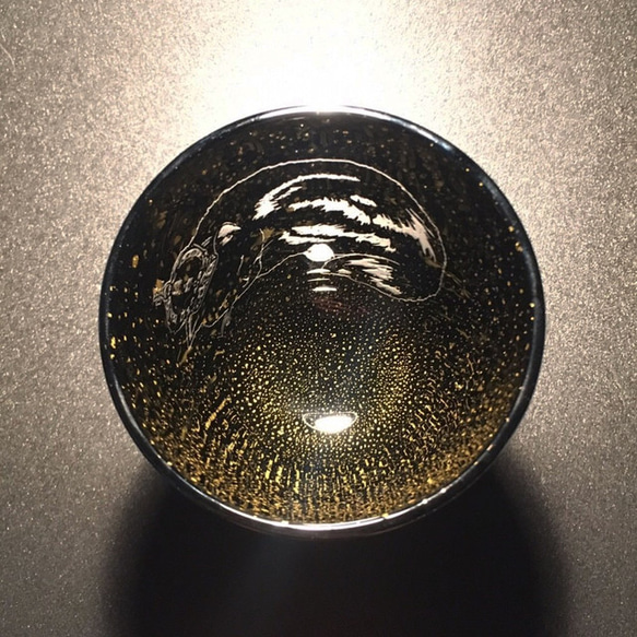 @20日 星明りにまどろむ猫の王様/金箔入り黒クリスタル 3枚目の画像