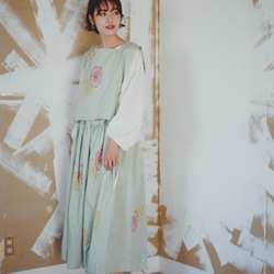 Kimono china set up ベスト　ロングスカート　チャイナ　セットアップ　着物リメイク 2枚目の画像