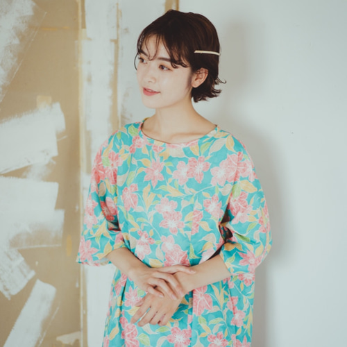 最終価格 半袖ワンピース 着物リメイク 花柄 ハイビスカス ワンピース