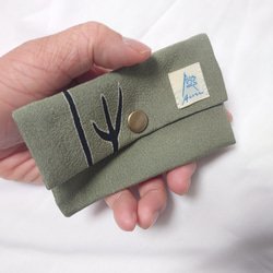 Kimono card case 着物　リメイク　カードケース　名刺入れ　日本製　モスグリーン　鶯　木　カーキ 5枚目の画像