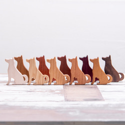 柴犬の木製ペンダント 2枚目の画像