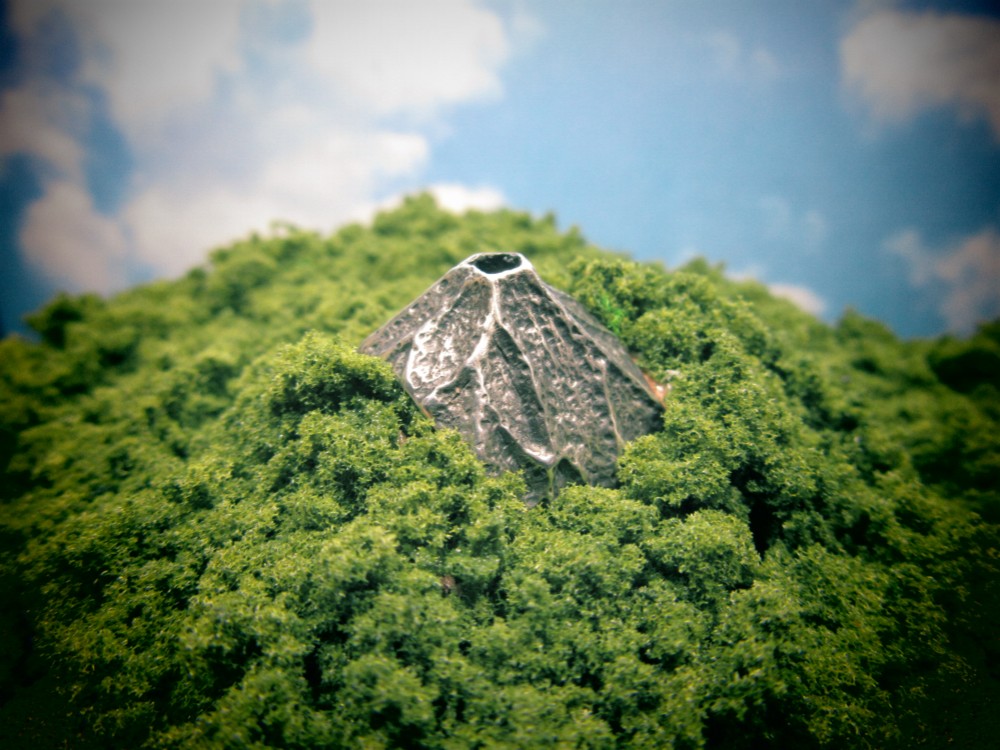 「カザン」リング　～休火山～