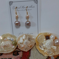 送料無料希少天然色大粒アコヤバロック真珠の一粒ピアスと淡水バロックケシパ－ルのピアス 4枚目の画像