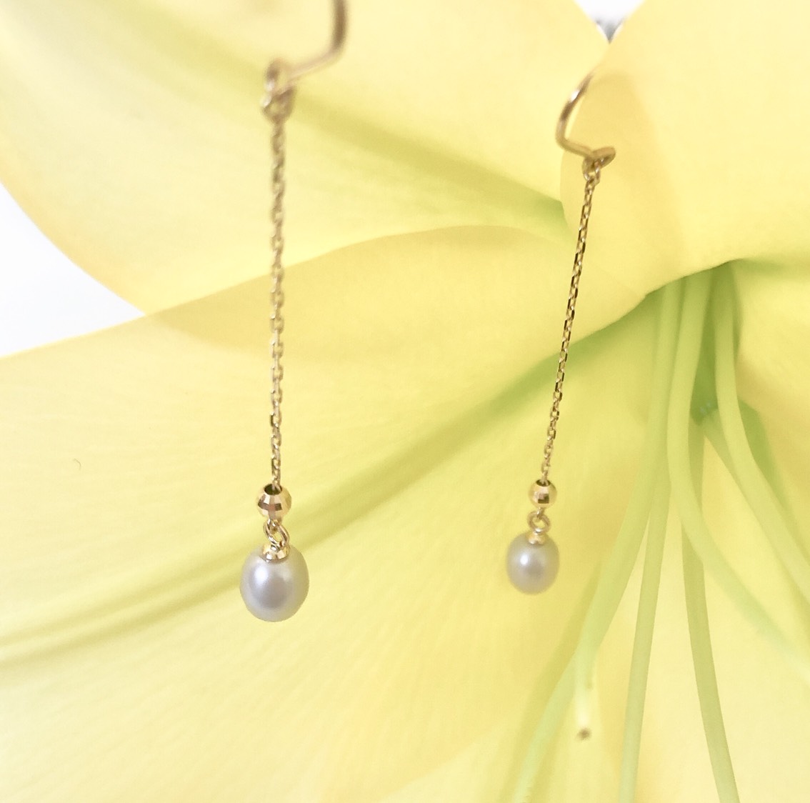 18金シンプルなチェーンピアス