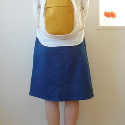 たまご型リュック・マスタード×オフホワイト 2枚目の画像