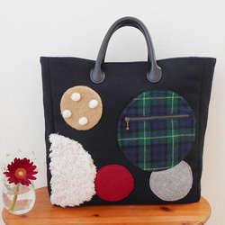 【Creema限定】冬のトートバッグ・まる 1枚目の画像