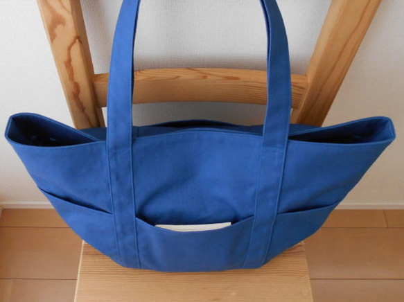 大きなトートバッグ・ブルー 5枚目の画像