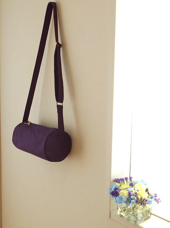 帆布のドラム型ショルダーバッグ・パープル 3枚目の画像