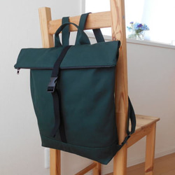 帆布の口折れリュック・グリーン 1枚目の画像