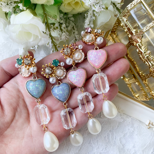 061. キラキラハートのお姫様ピアス/イヤリング ピアス（その他） KIKO 