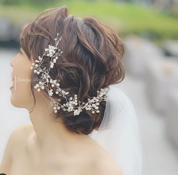 ヘッドドレス  小枝 バックカチューシャ ヘアアレンジ ヘッドアクセ ウェディング 結婚式 花嫁 二次会 ブライダル 1枚目の画像