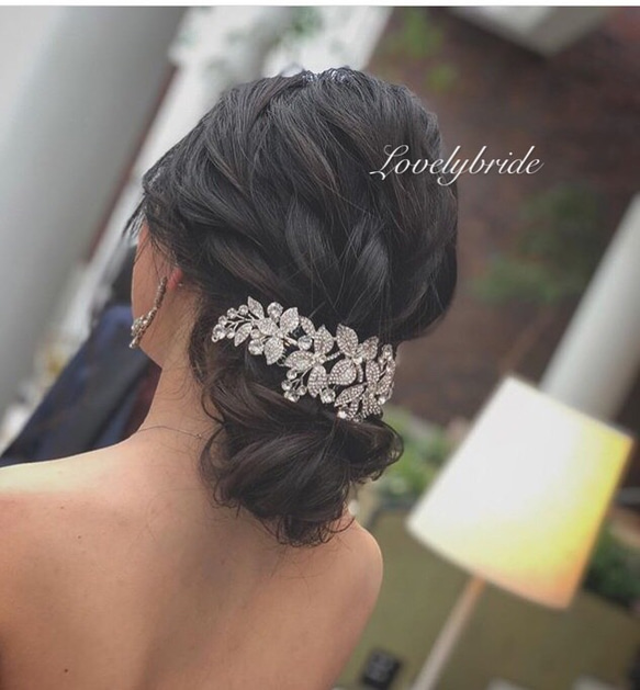 ブライダル　結婚式　ウエディング　ヘアコーム　ヘアアクセ　ボンネ　大振り　リーフモチーフ 1枚目の画像