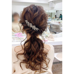 コーム ビジュー ヘッドドレス 髪飾り ヘアアクセサリー ヘッドアクセ ウェディング  パーティー 花嫁 発表会 披露宴 1枚目の画像