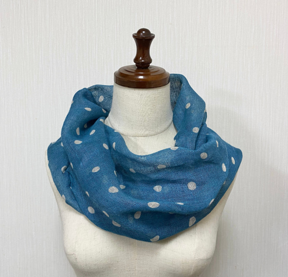 春夏スヌード　リネン100％　ドット柄　水玉　スモーキーブルー　水色 1枚目の画像