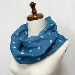 春夏スヌード　リネン100％　ドット柄　水玉　スモーキーブルー　水色 2枚目の画像