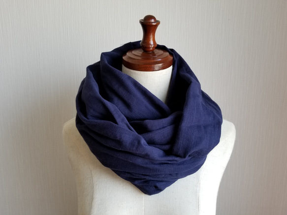 スラブダブルガーゼ　スヌード　ネイビー　コットン 1枚目の画像