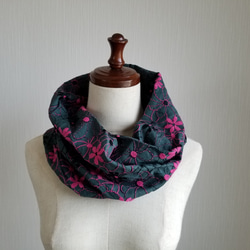 花柄　刺繍　スヌード　春夏 2枚目の画像