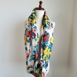 リネン100　花柄スヌード　　春　夏　秋 2枚目の画像