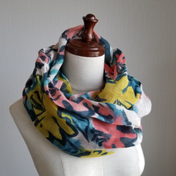 リネン100　花柄スヌード　　春　夏　秋 4枚目の画像