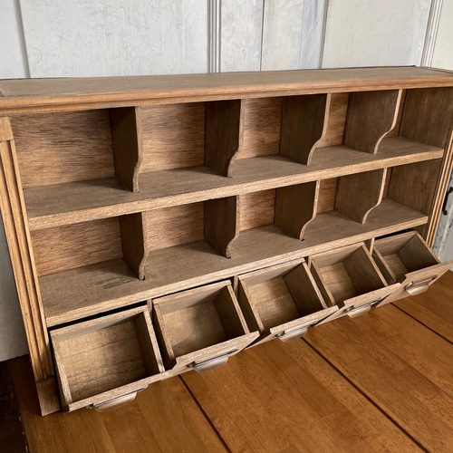 アンティーク風・壁掛けディスプレイ棚 壁掛けラック・ウォール