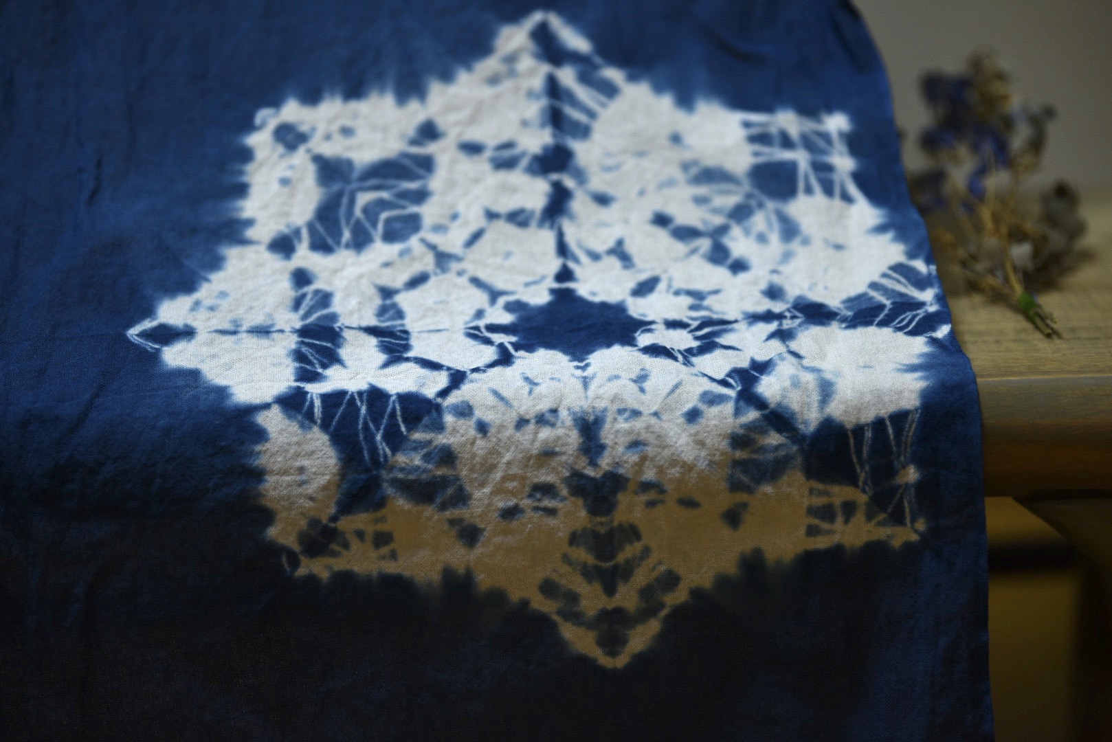 藍染 一点物 手染め 雑貨用 生地 インテリア 手絞り 布