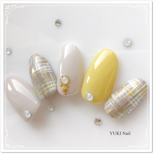 ネイルチップ パステルネイル 黄色ネイル ちゅるん チェック 量産型 スナ系 白 ネイルチップ パステルネイル 黄色ネイル ちゅるん チェック 量産型