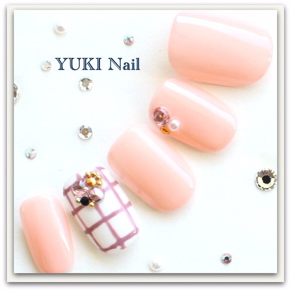 Graph Check Nail / Nail Tips / Nail Tips / Nail / Elegant / Gorg 第2張的照片