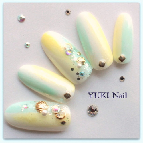 爽やかカラーの夏ネイル ネイルチップ（つけ爪） yuki-nail 通販