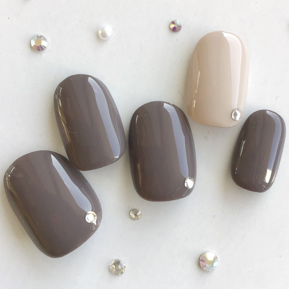 チョコレートブラウン/ネイル/上品/華やか/シンプル/綺麗/ジェル